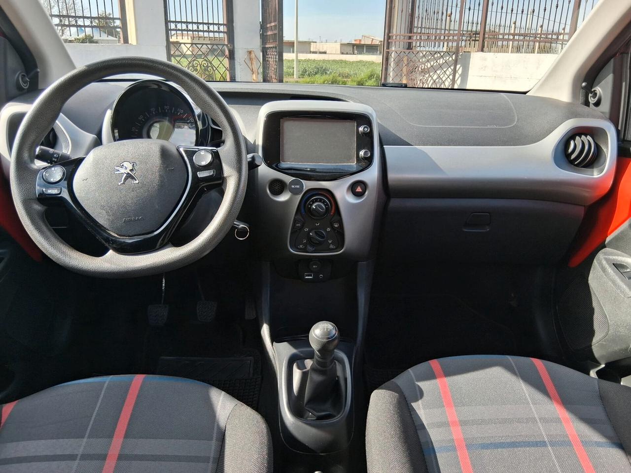 Peugeot 108 VTi 1.0cc 5 porte Allure TOP