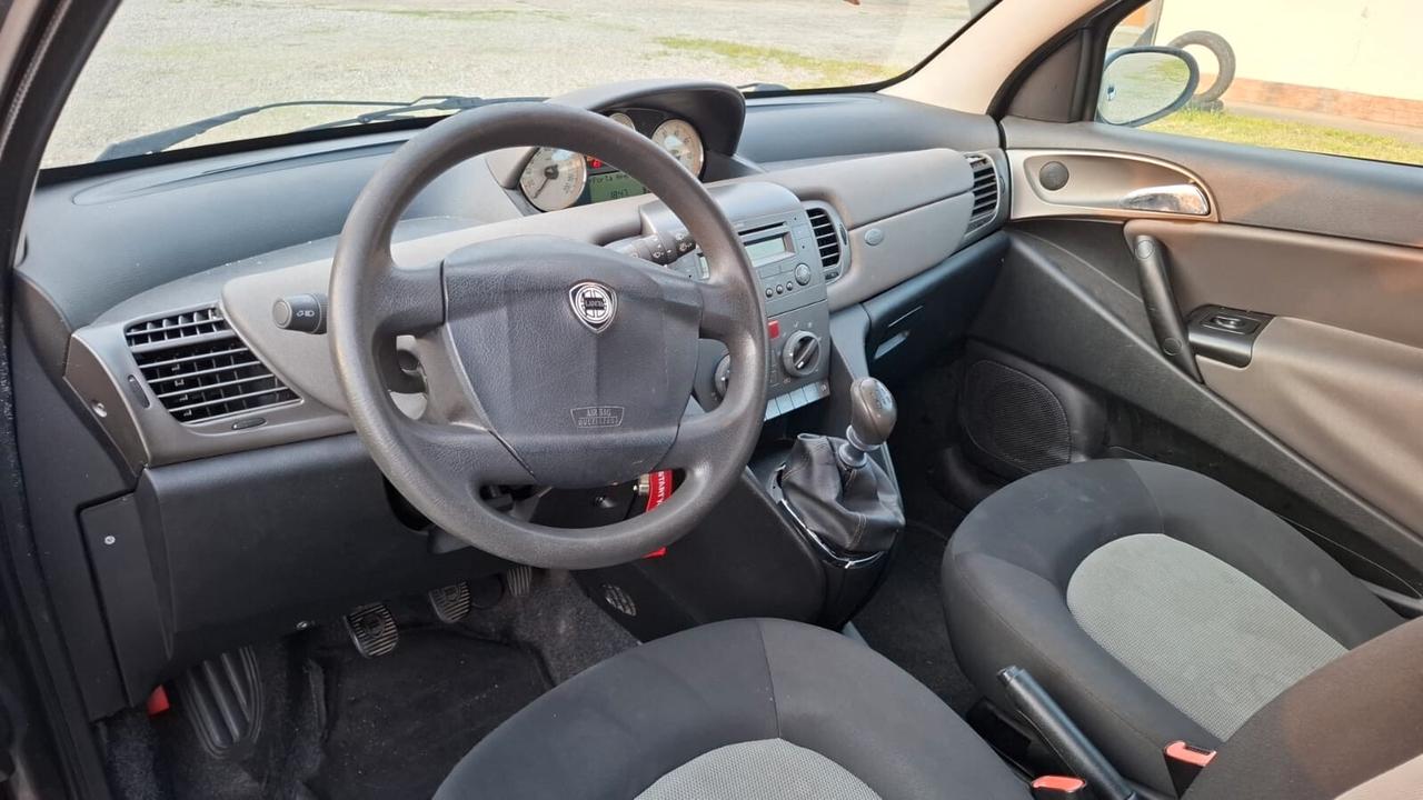 Lancia Ypsilon 1.2