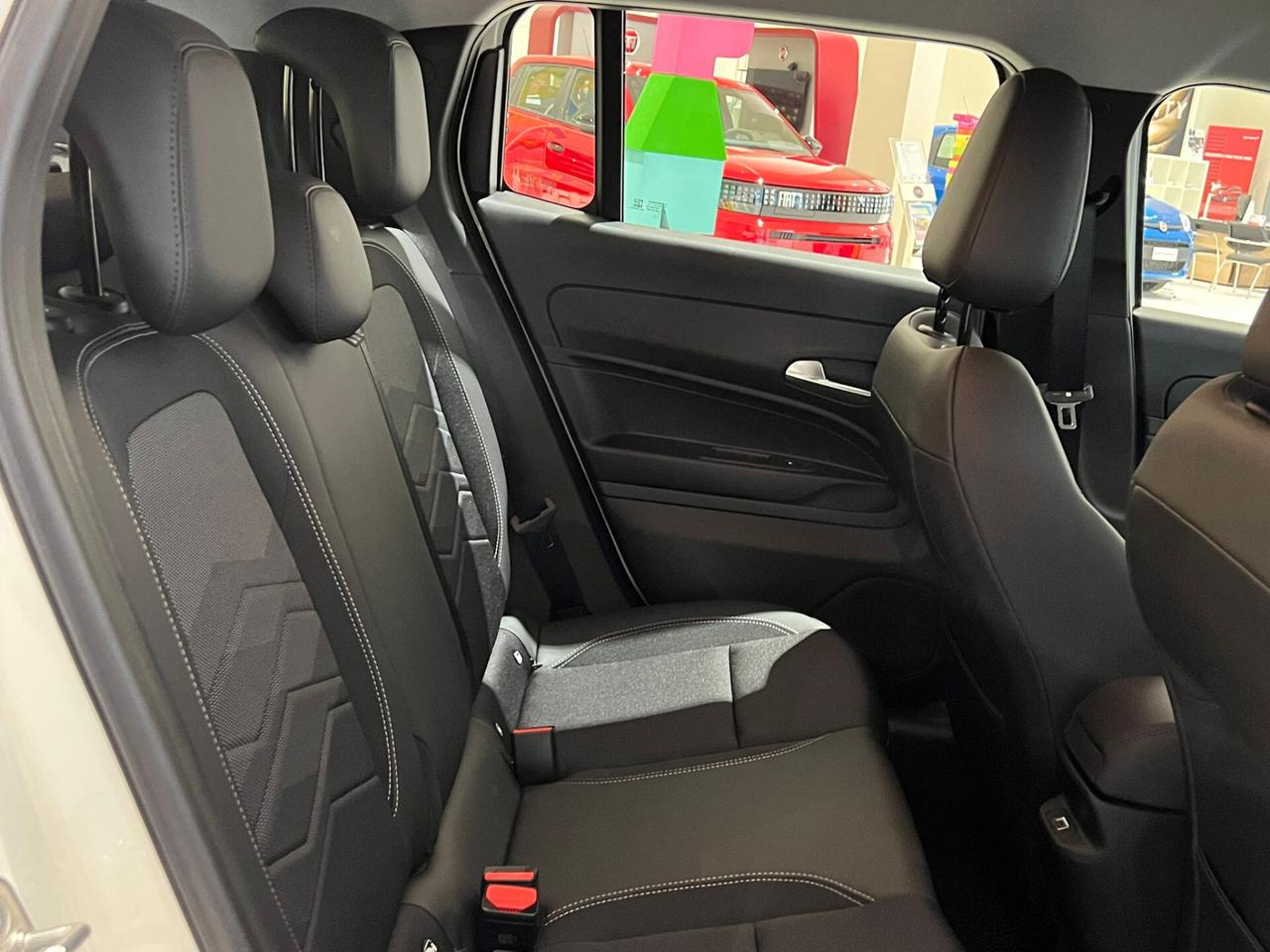 Jeep Avenger 1.2 Turbo 100 CV Altitude NUOVA MY25