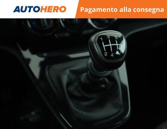 LANCIA Ypsilon 1.0 FireFly 5 porte S&S Hybrid Ecochic Silver