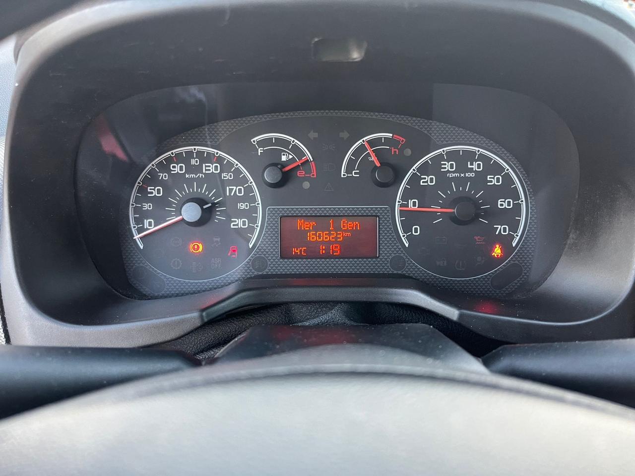 Fiat Fiorino 1.3 MJT Furgone Adventure 2015