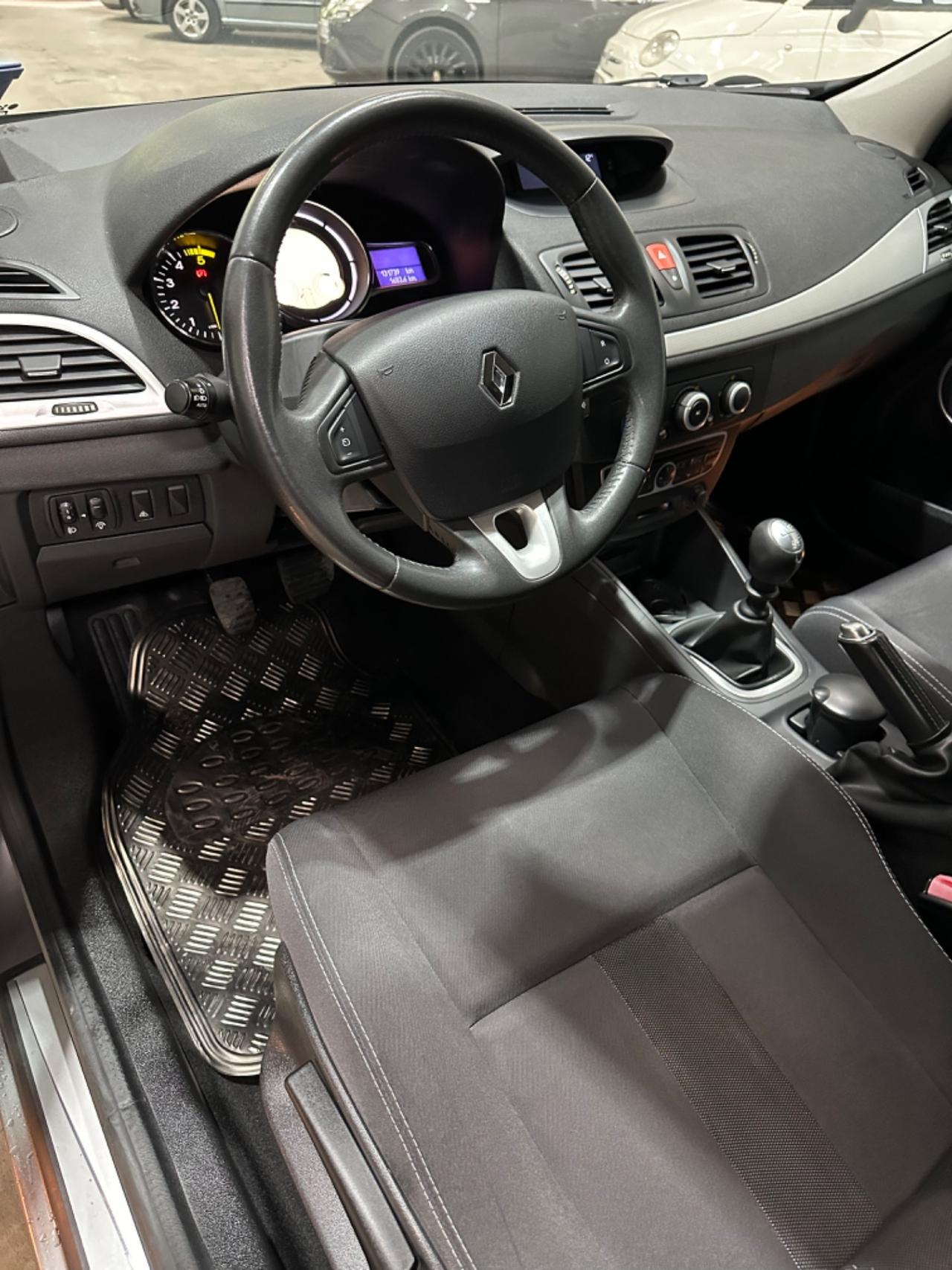 Renault MÈGANE 1.5 dCi 110CV DYNAMIQUE EU5 KMCERT UNICOPR