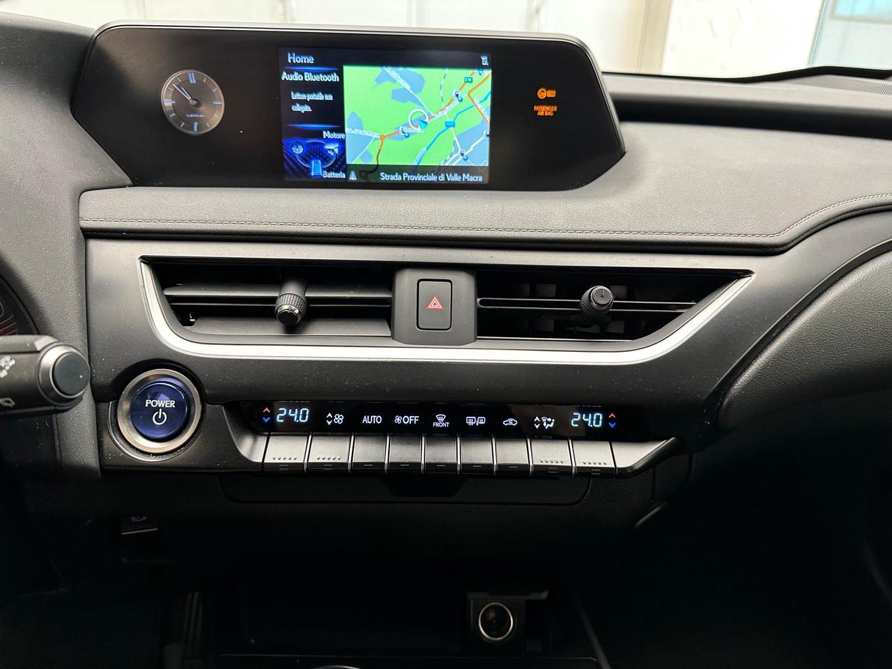 Lexus UX 250h 2.0 Business 2wd cvt my20