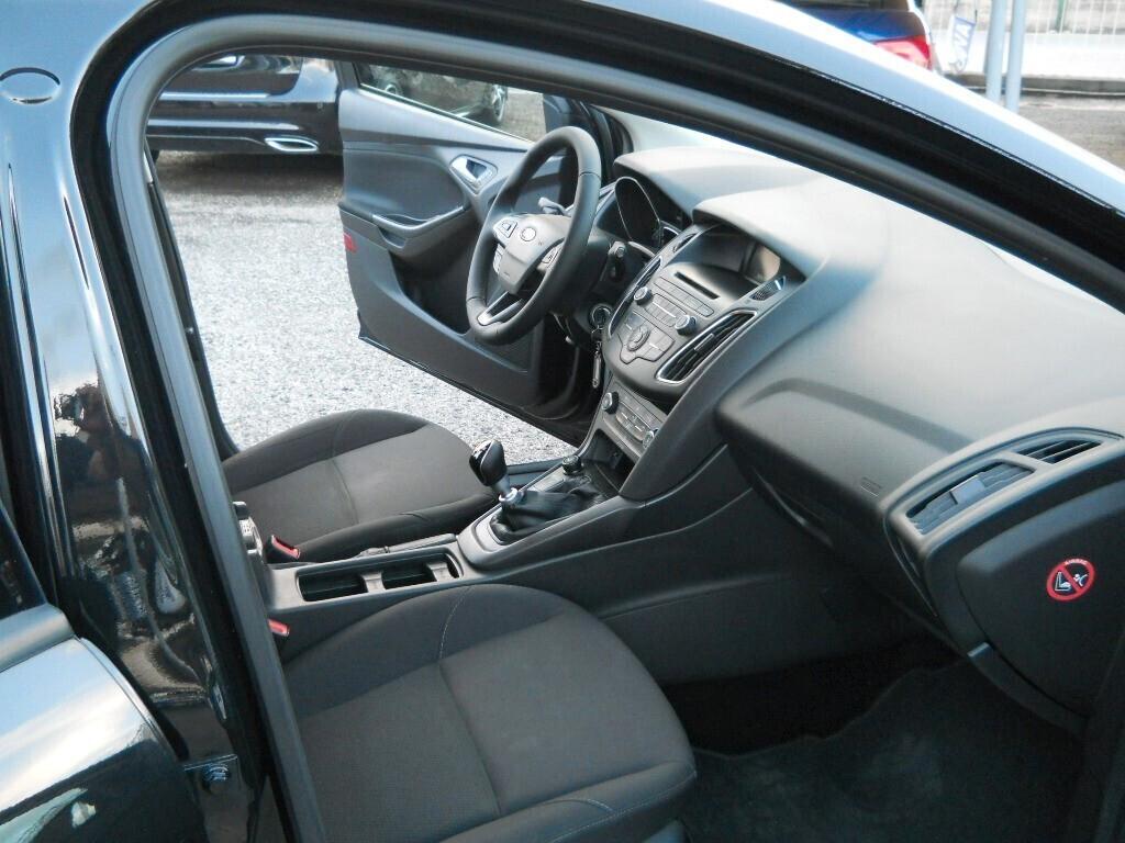 Ford Focus 1.6 TDI 110 CV BUSINES FULLL