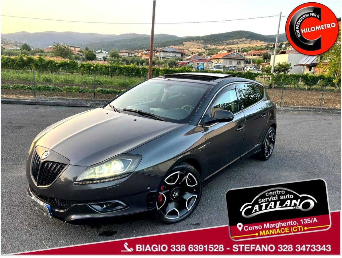LANCIA - Delta - 1.9 MJT Twinturbo DPF Platino tetto navi telecamera