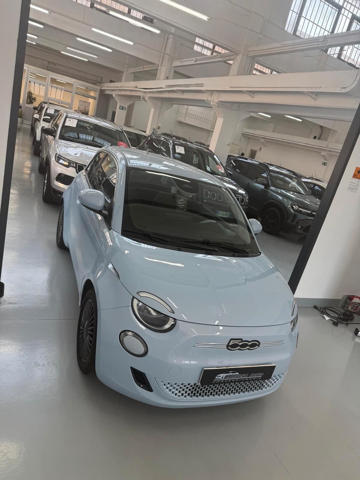 Fiat 500 500e Berlina 42 kWh Icon