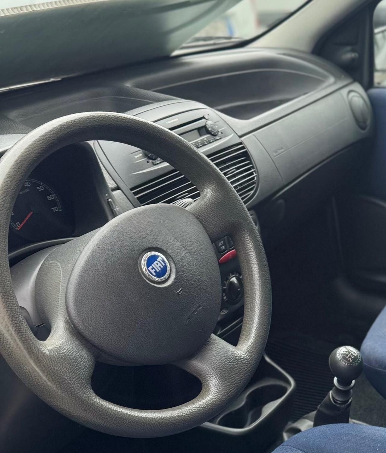 Fiat Punto 1.2 benzina 5 porte adatta a neopatentati