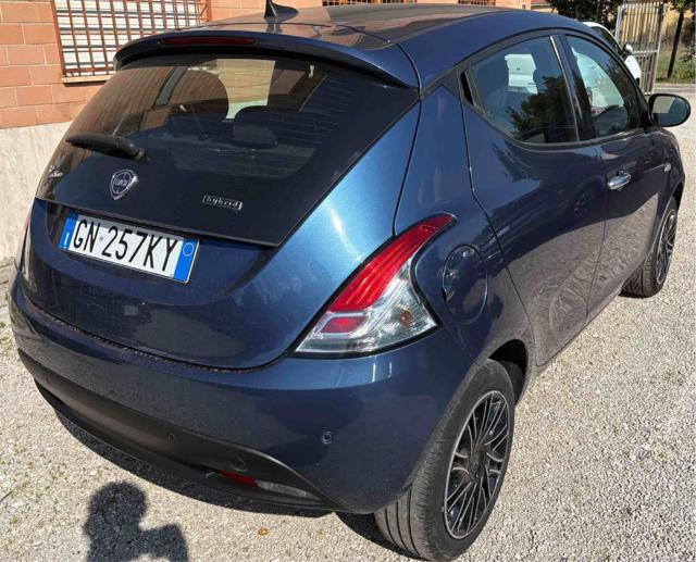 LANCIA Ypsilon 1.0 FireFly 5 porte S&S Hybrid Gold