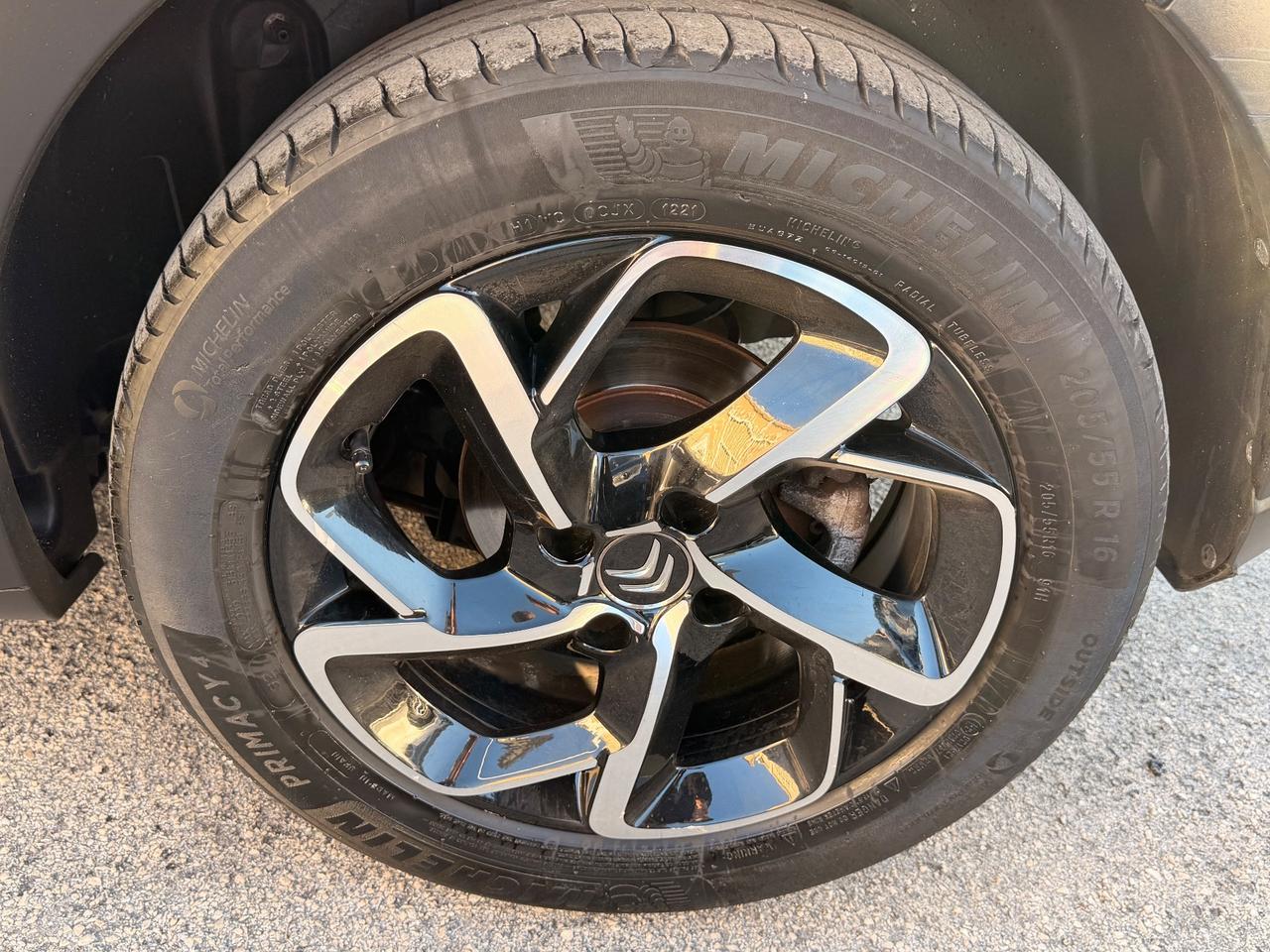 Citroen C3 1.5 BlueHDi 100cv Shine Pack CAR PLAY