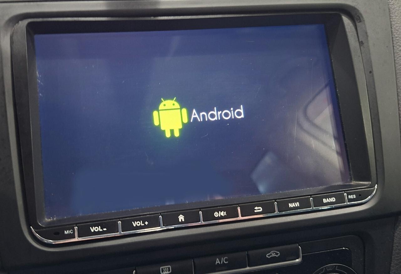 Volkswagen Golf 6 1.6 TDI Highline BlueMotion