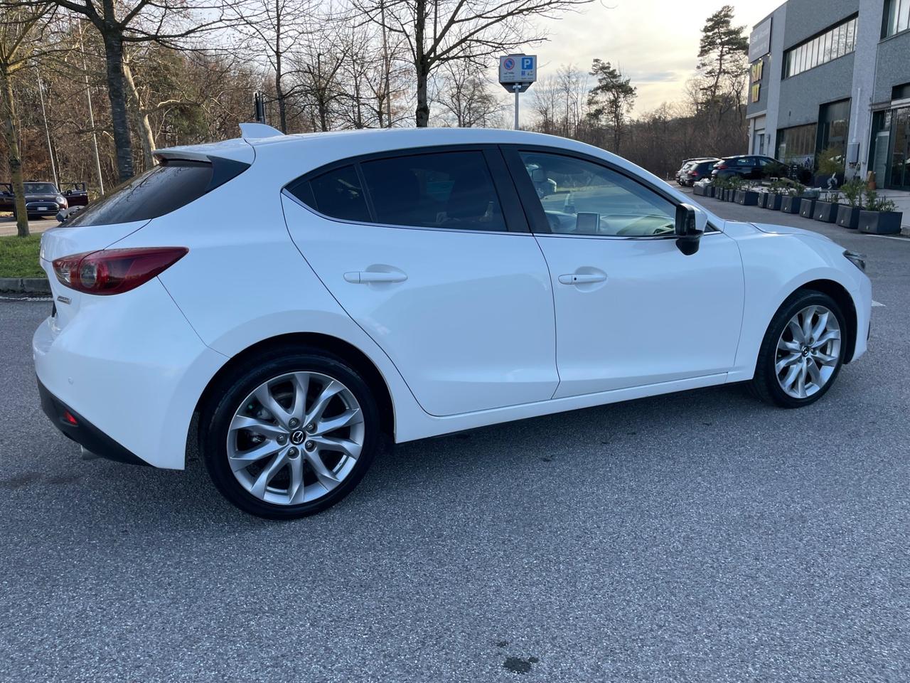 Mazda 3 Mazda3 2.2 Skyactiv-D Exceed