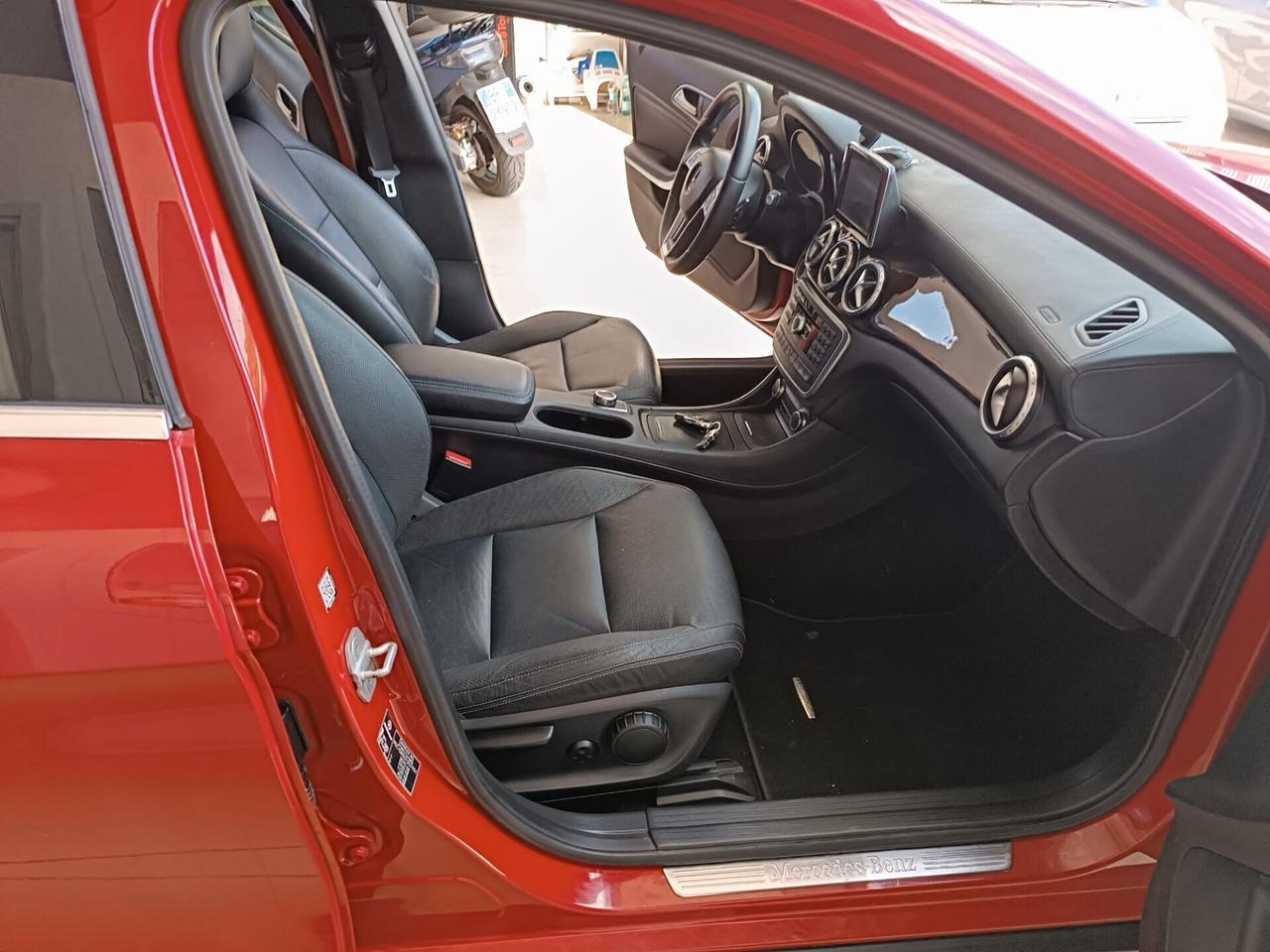 Mercedes-benz GLA 200 CDI Automatic 4Matic Premium