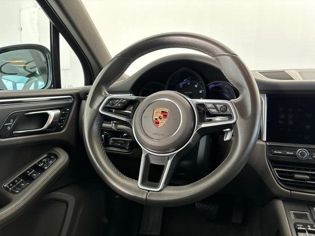 PORSCHE Macan 2.0