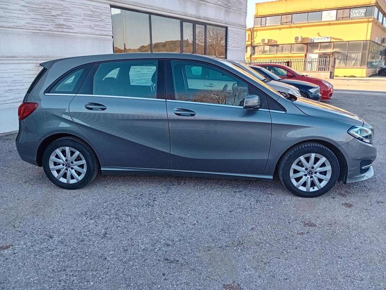 Mercedes-benz B 180 d Sport