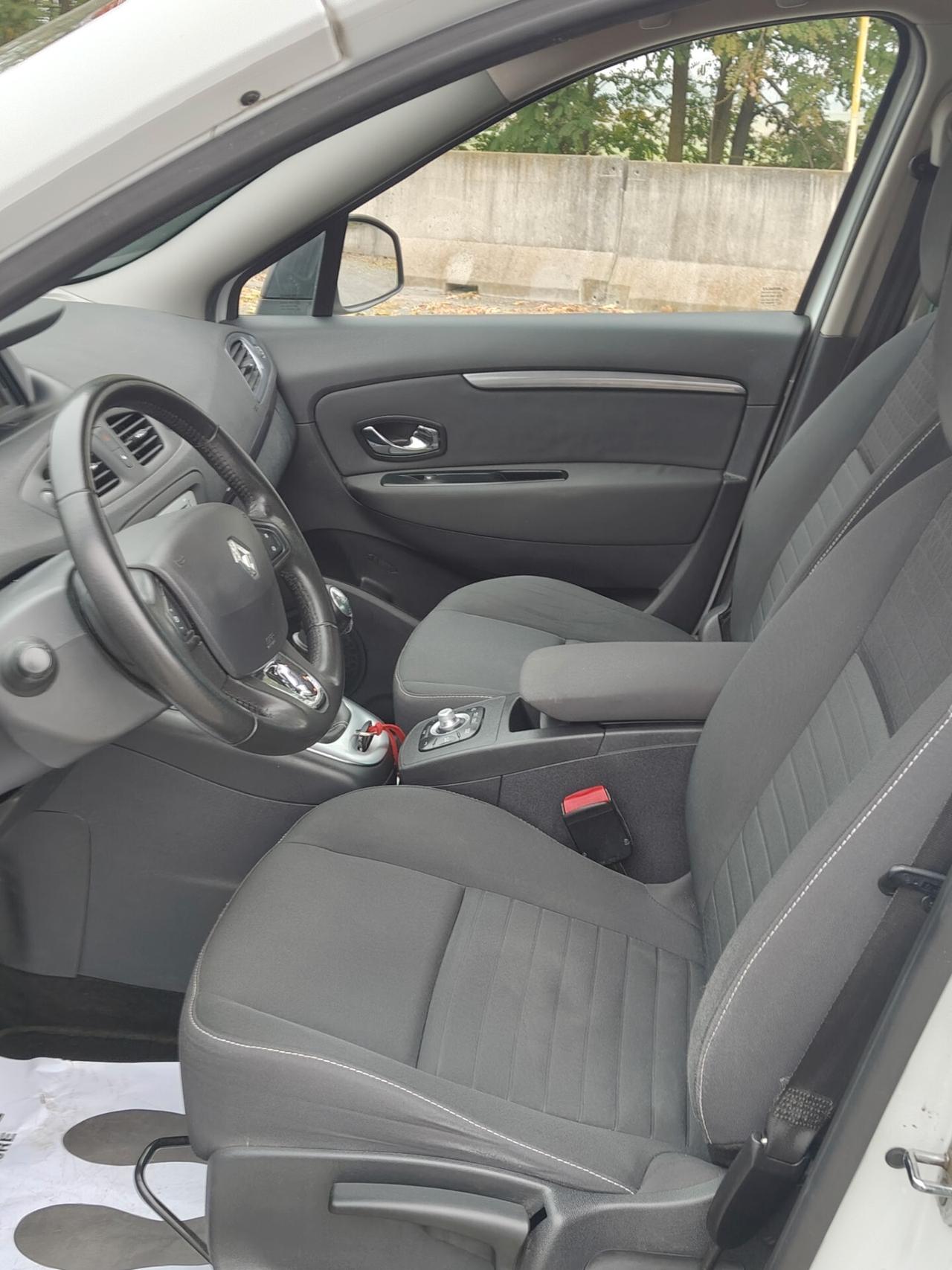 Renault Scenic Scénic XMod dCi 95 CV Start&Stop Energy Limited