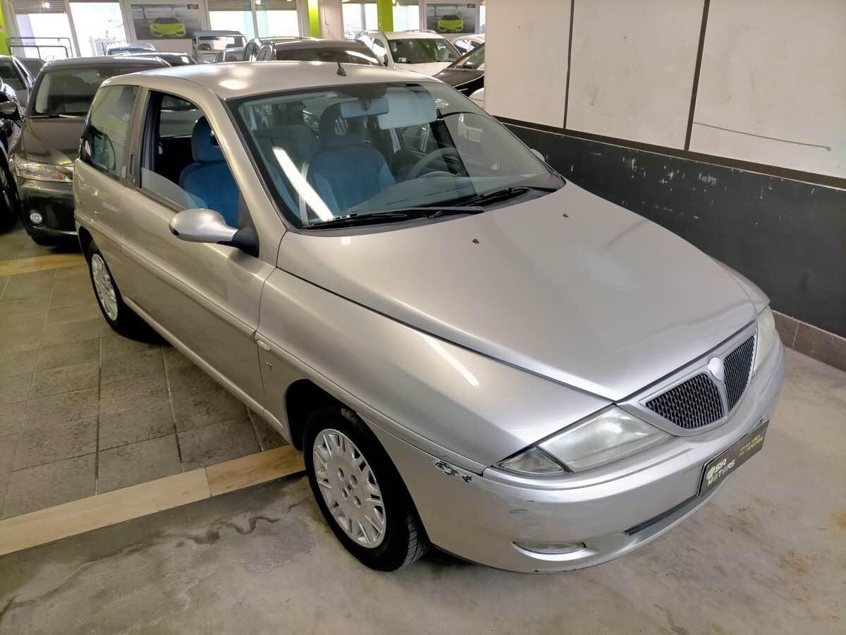 Lancia Y 1.2 NEO PATENTATI