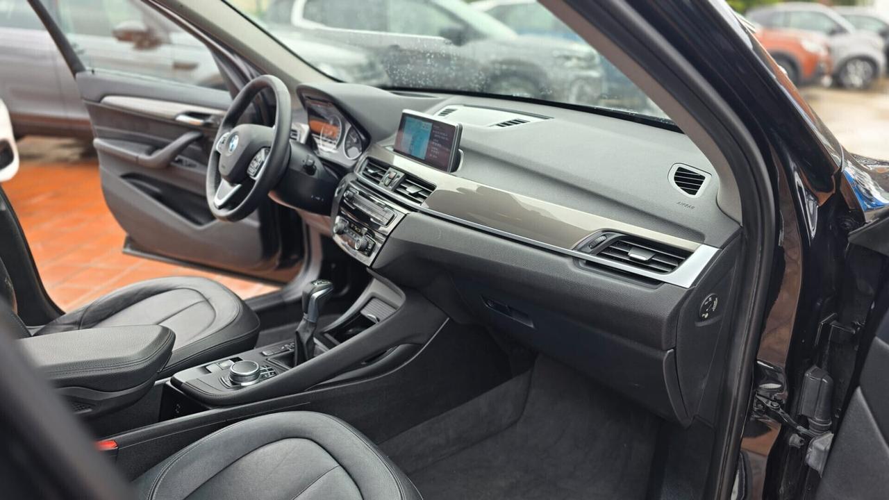 Bmw X1 sDrive18d xLine