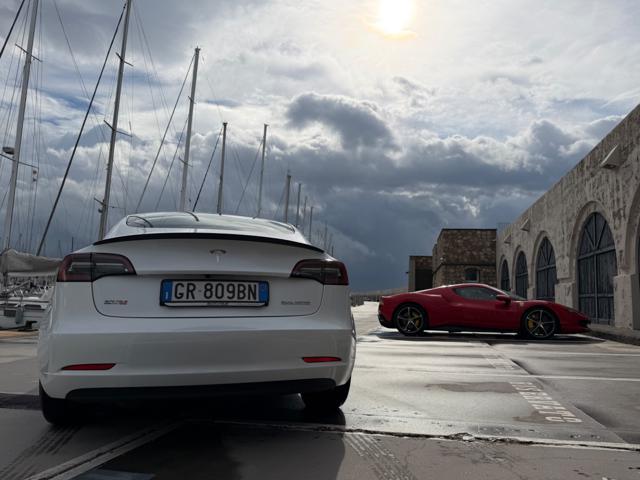 TESLA Model 3 PERFORMANCE NAVI+PELLE+PINZE ROSSE+SPOILER