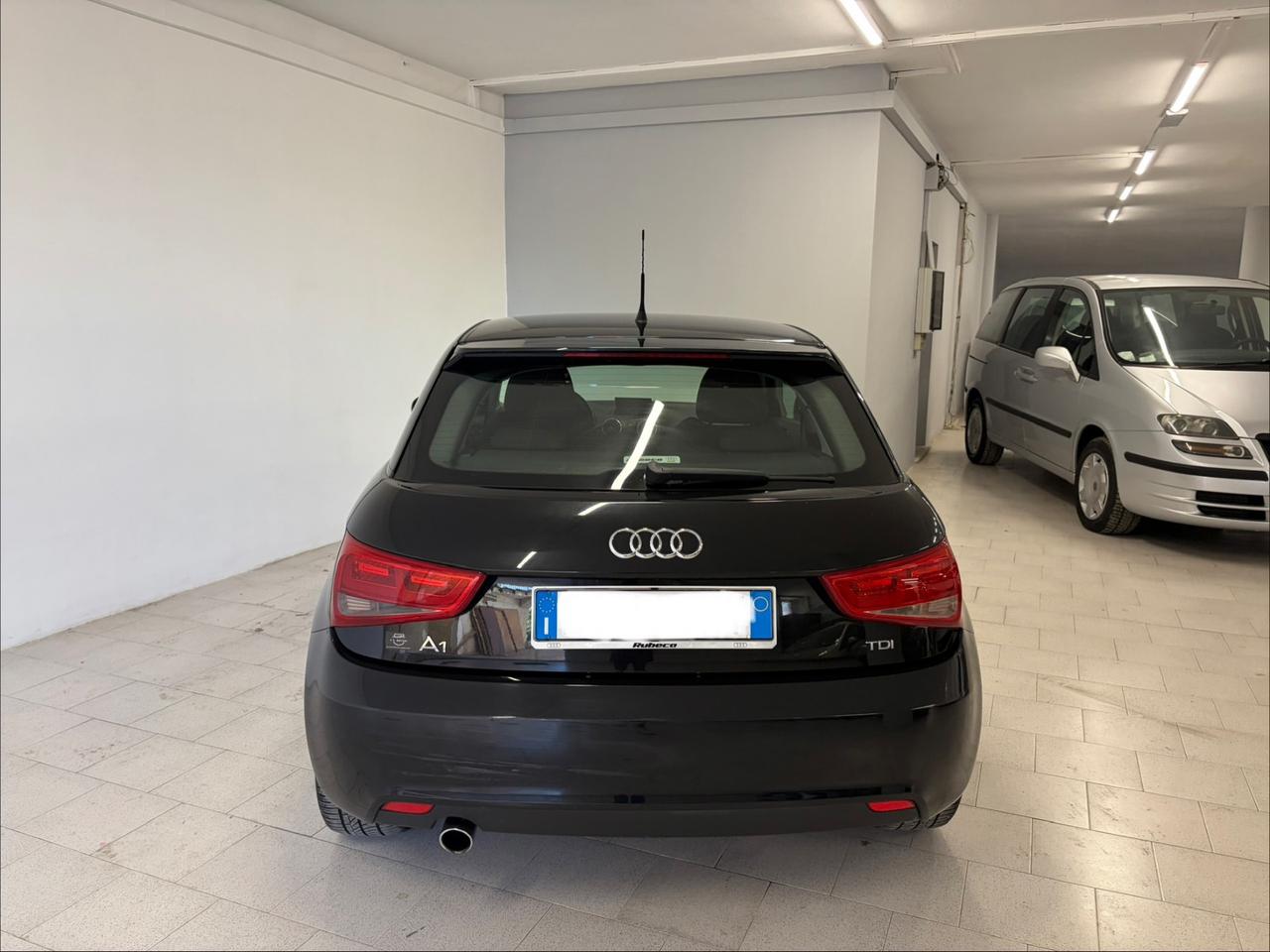 Audi A1 1.6 TDI 105 CV Ambition Perfetta