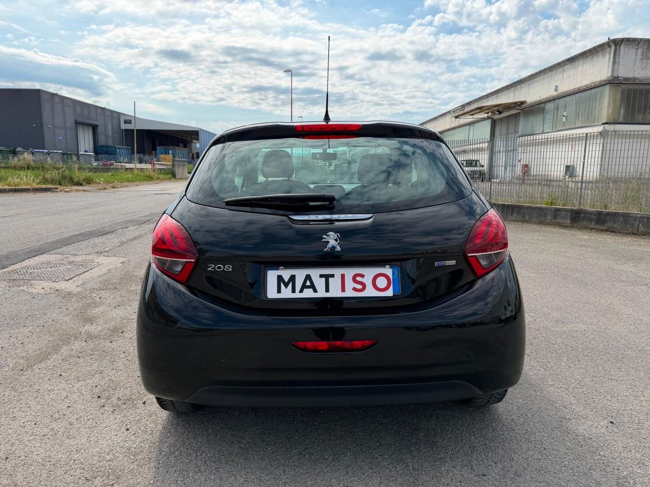 Peugeot 208 PureTech 82 Allure 120000 km