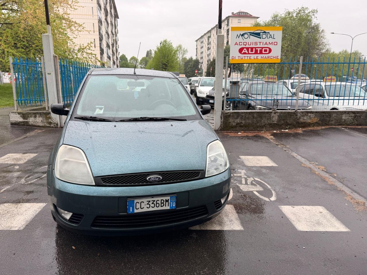 Ford Fiesta 1.4 Benz 5p. Ghia
