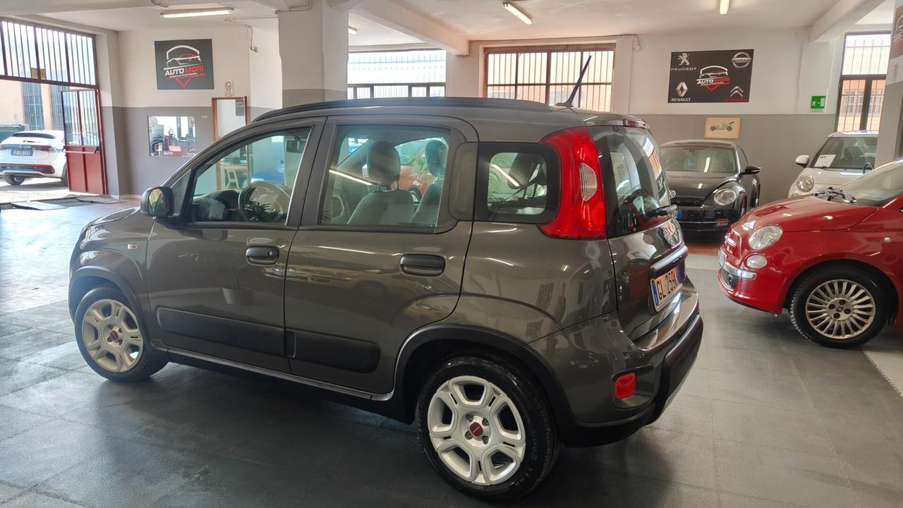 Fiat Panda 1.0 FireFly S&S Hybrid Red