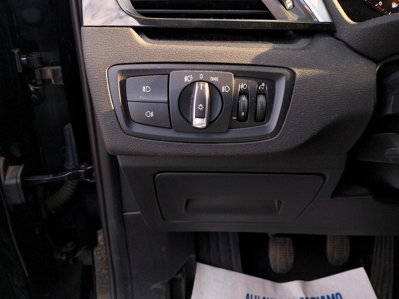 Bmw X1 sDrive18d Business Advantage - SINISTRATA