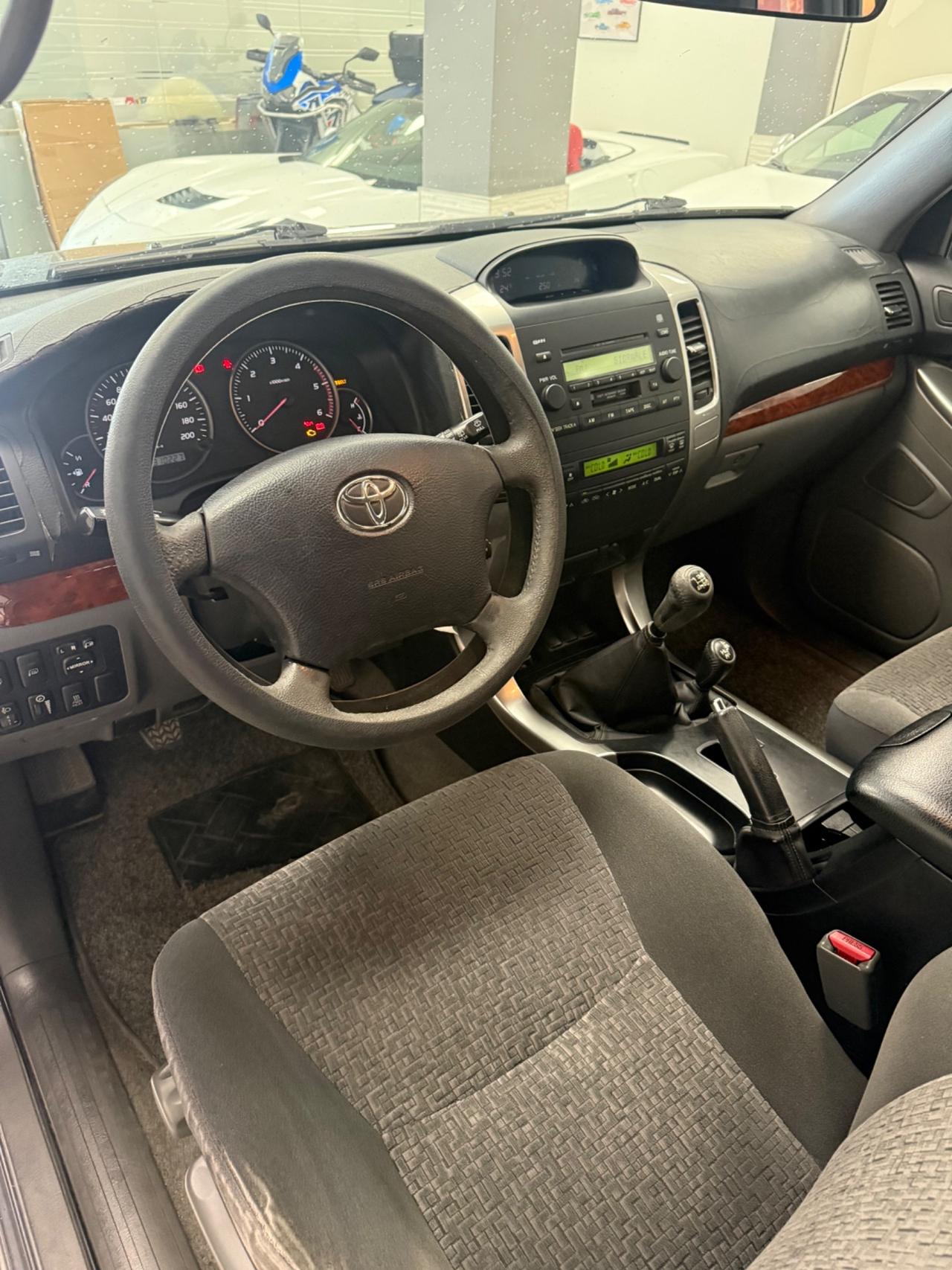 Toyota Land Cruiser 3.0 D-4D 16V cat 5 porte Sol