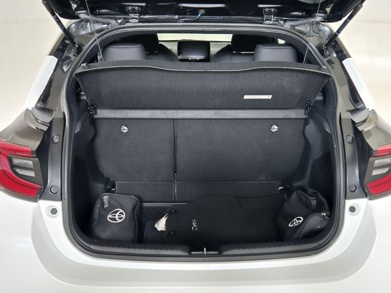 Toyota Yaris IV 2020 1.5h Trend