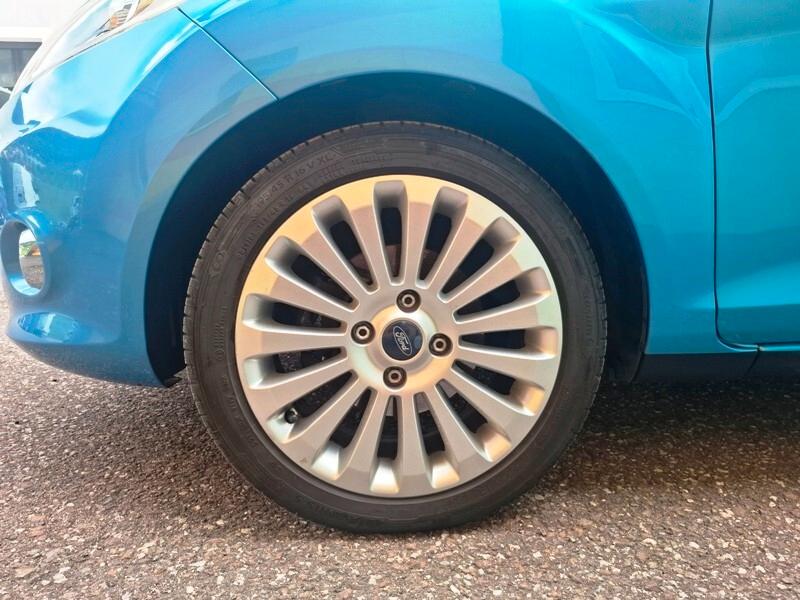 Ford Fiesta 1.2 82CV Titanium