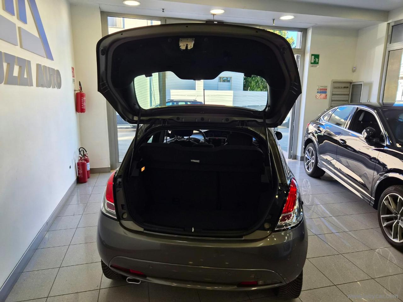 LANCIA Ypsilon 1.2 69 CV 5p. GPL Ecochic Gold