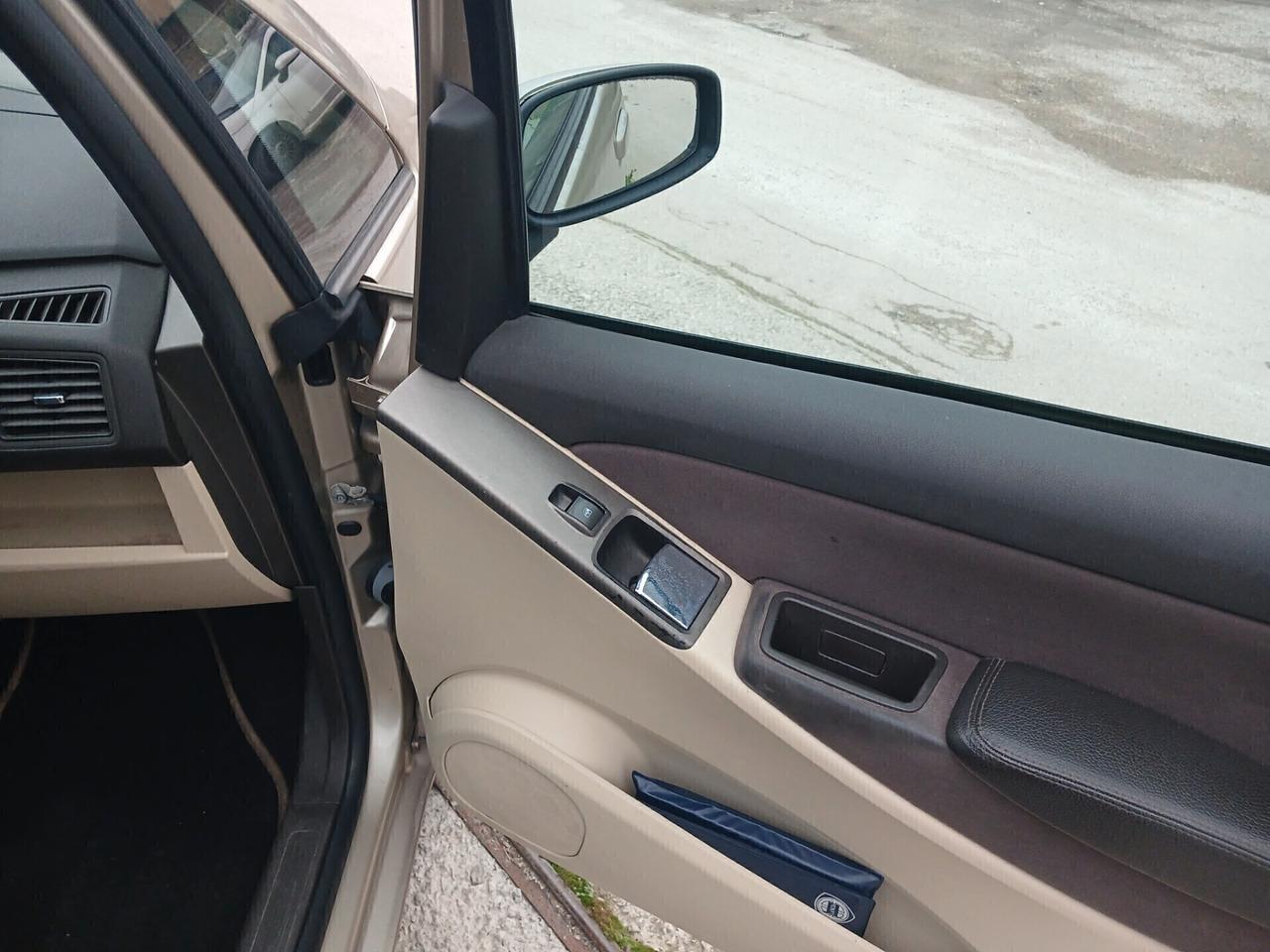 Lancia MUSA 1.4 GPL Platino