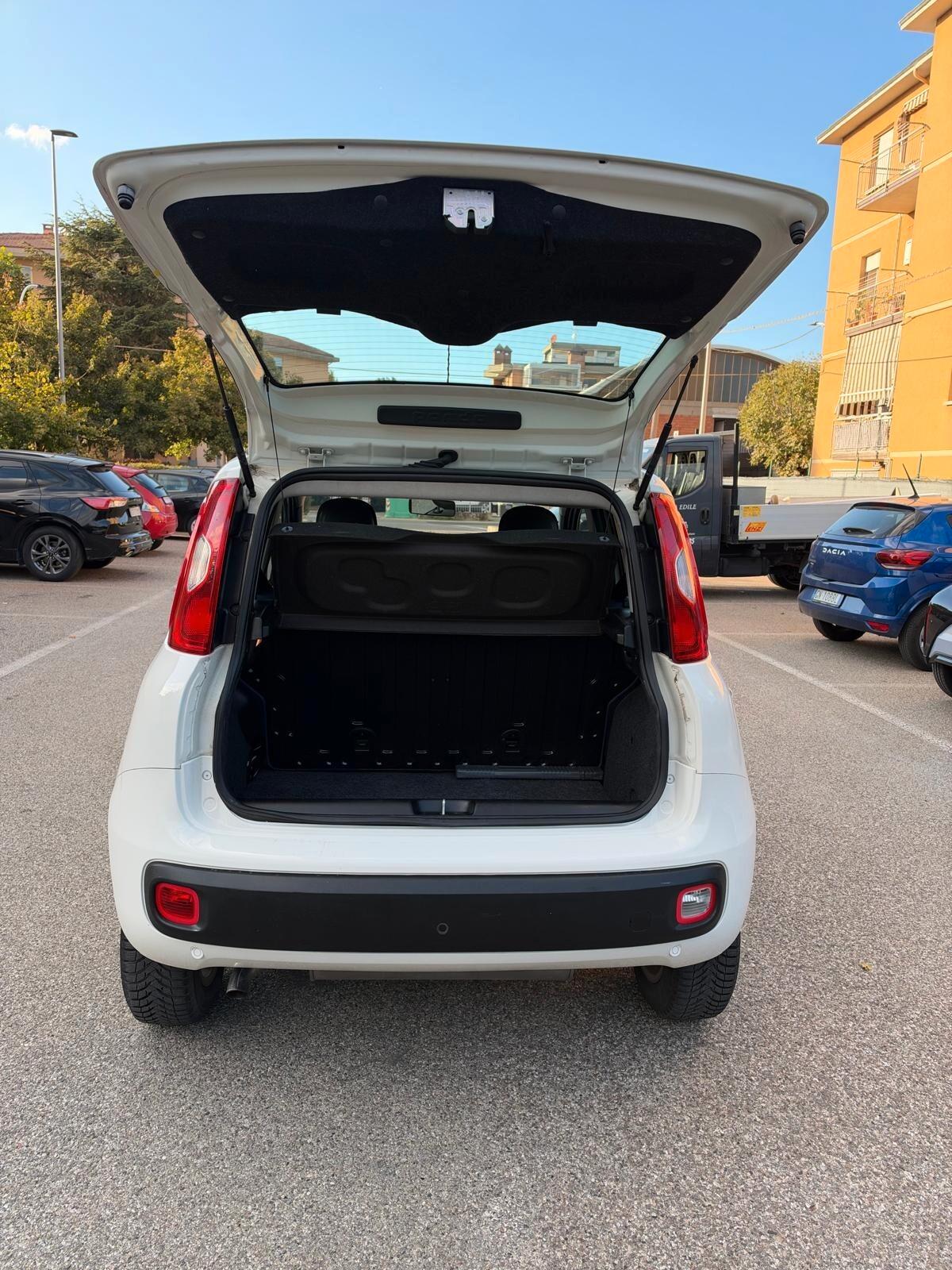 Fiat Panda 0.9 Metano - NEOPATENTATI - 12 MESI DI GARANZIA -