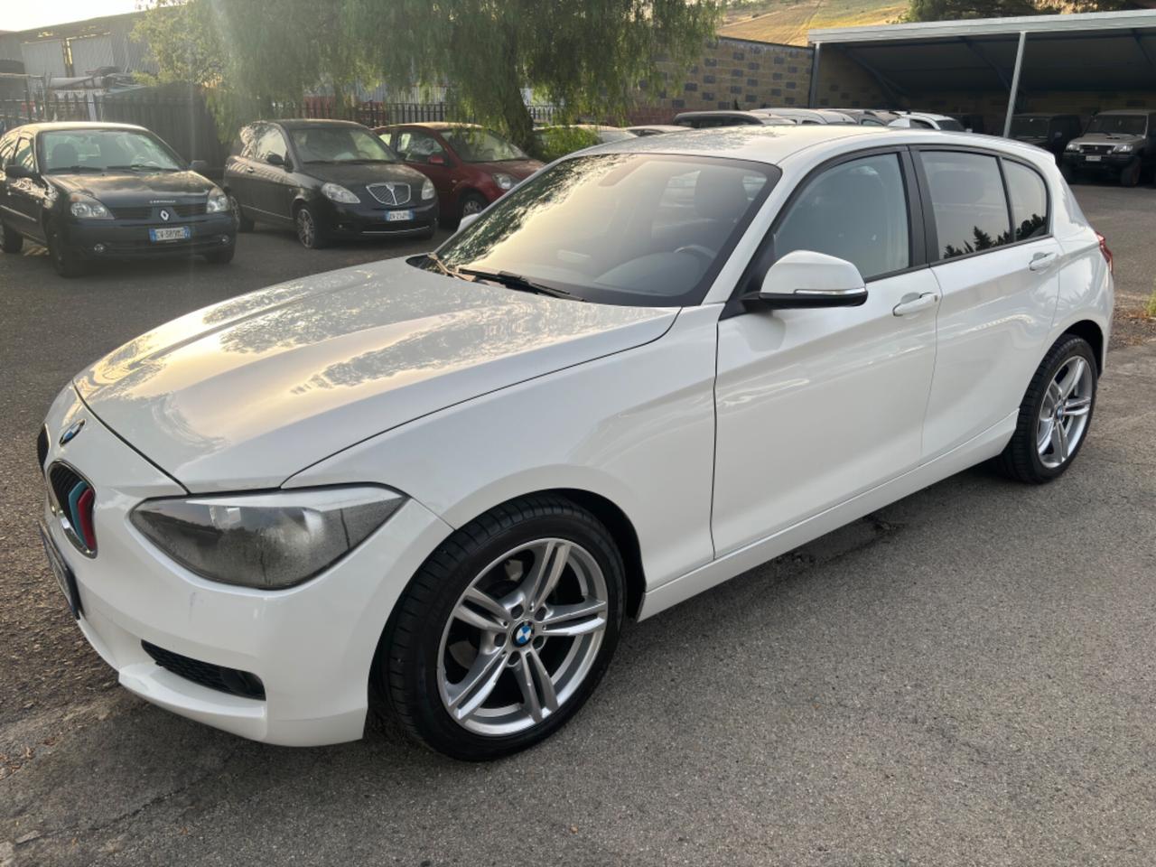 Bmw 116 116d 5p. Efficient Dynamics Sport