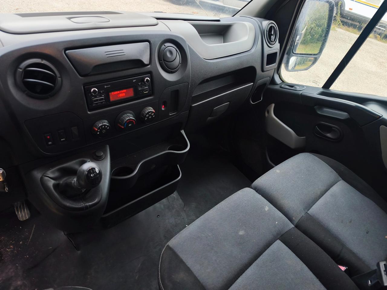 Renault trafic ribaltabile trilaterale