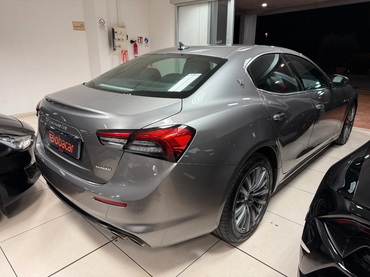 Maserati Ghibli 330 CV MHEV GT