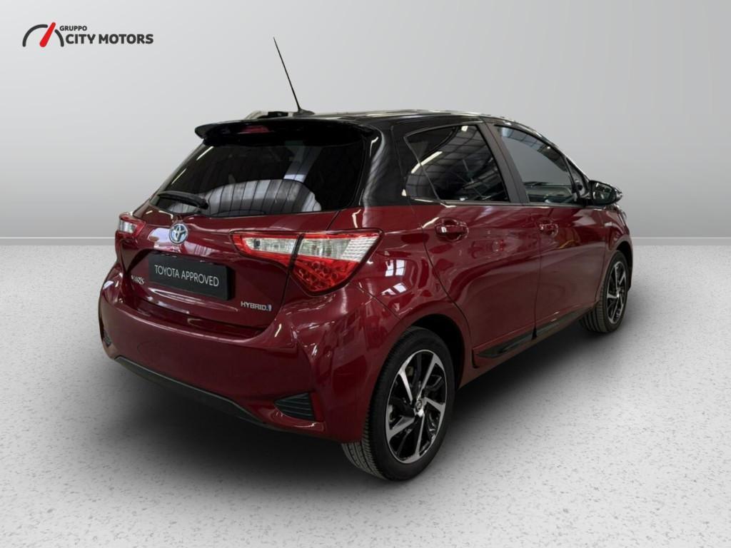 Toyota Yaris 5 Porte 1.5 VVT-i Hybrid Lounge Red/Bronze E-CVT
