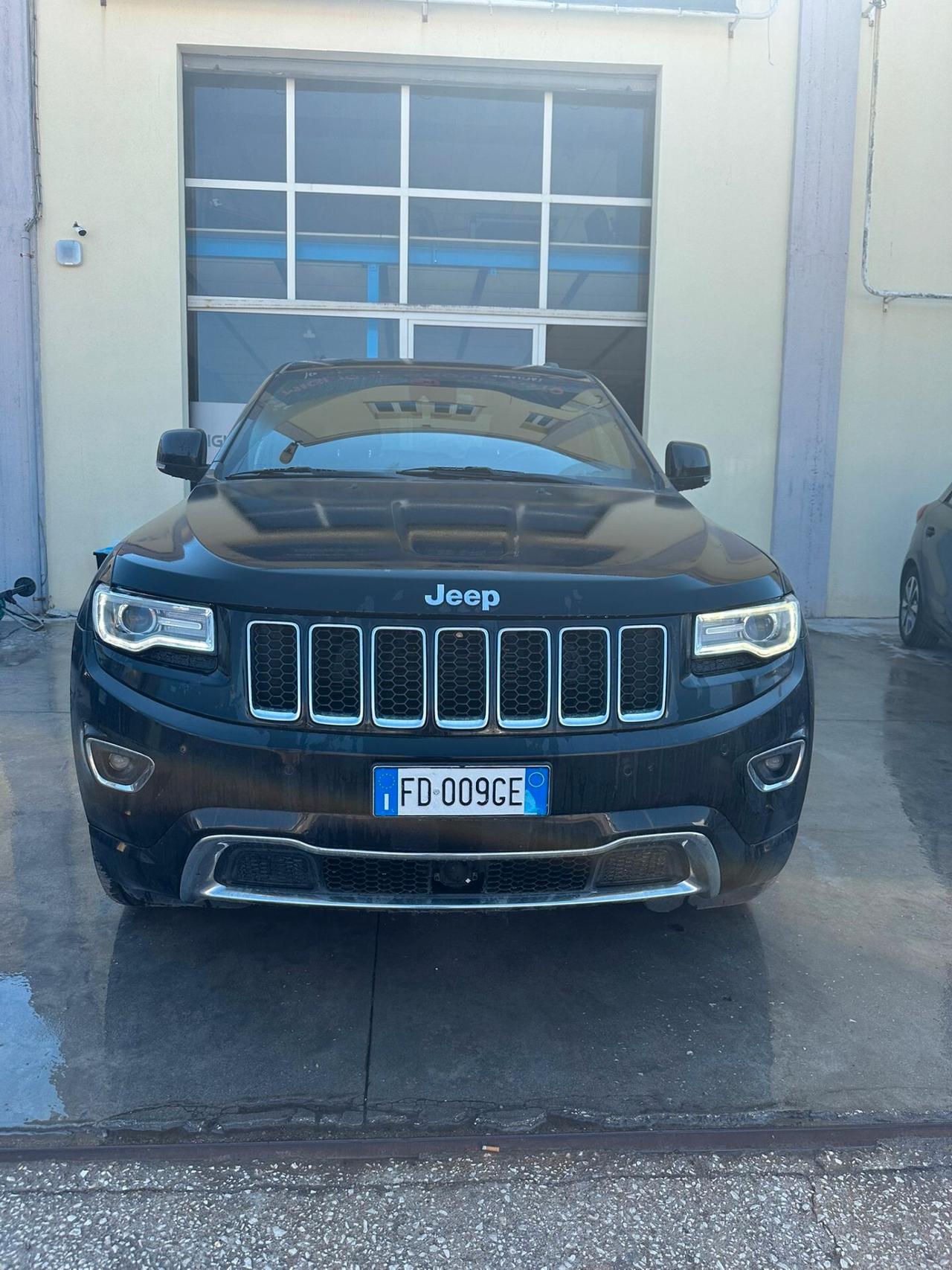 Jeep Grand Cherokee Overland DIESEL