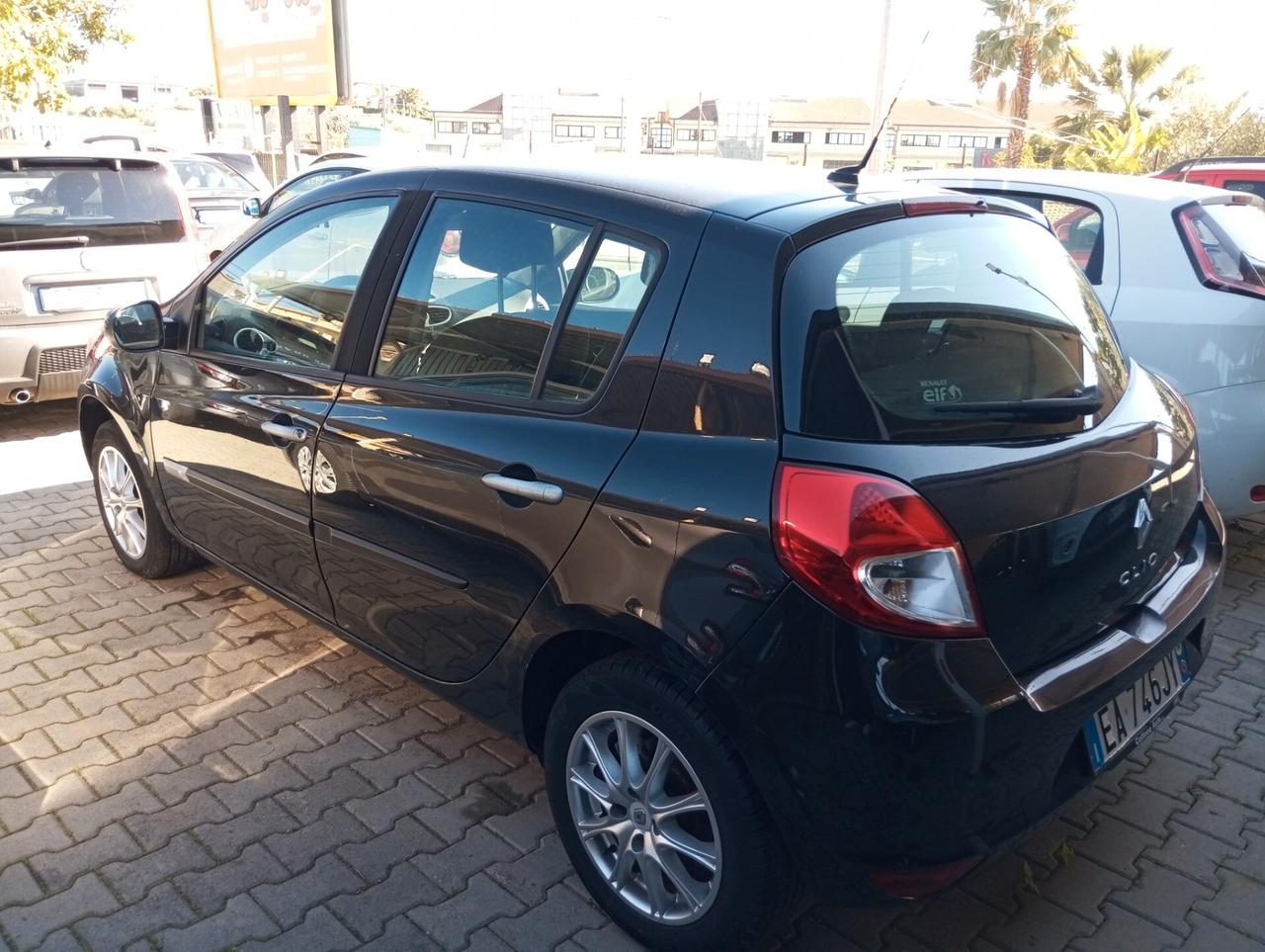 Renault Clio 1.2 16V 5 porte Confort