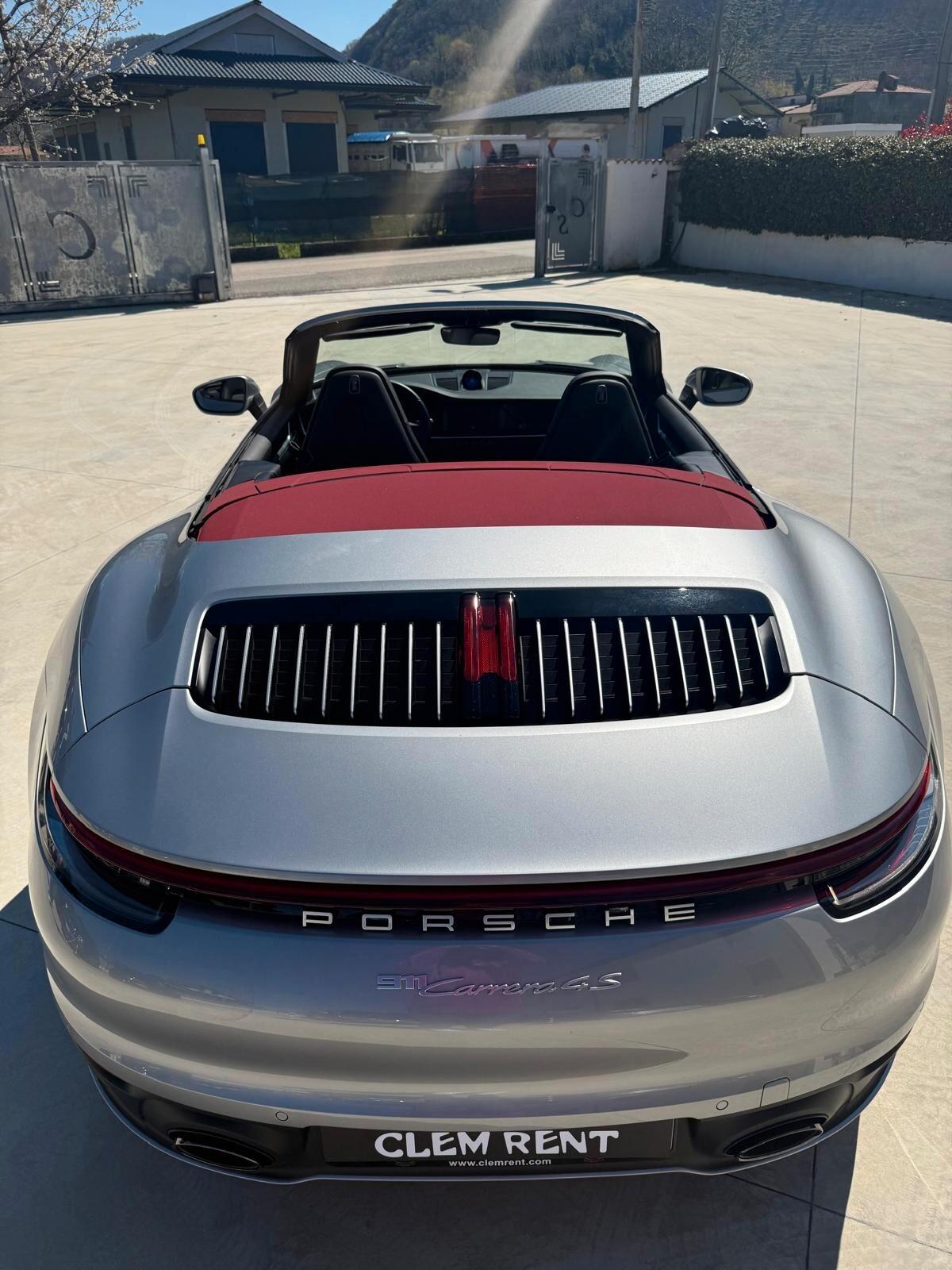 Porsche 911 Carrera 4S