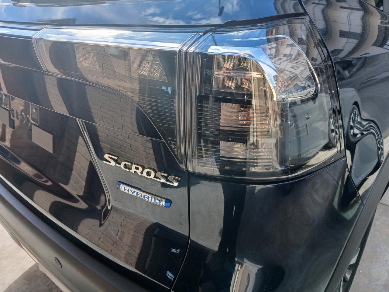 Suzuki S-Cross 1.4 Hybrid 4WD AllGrip Top+