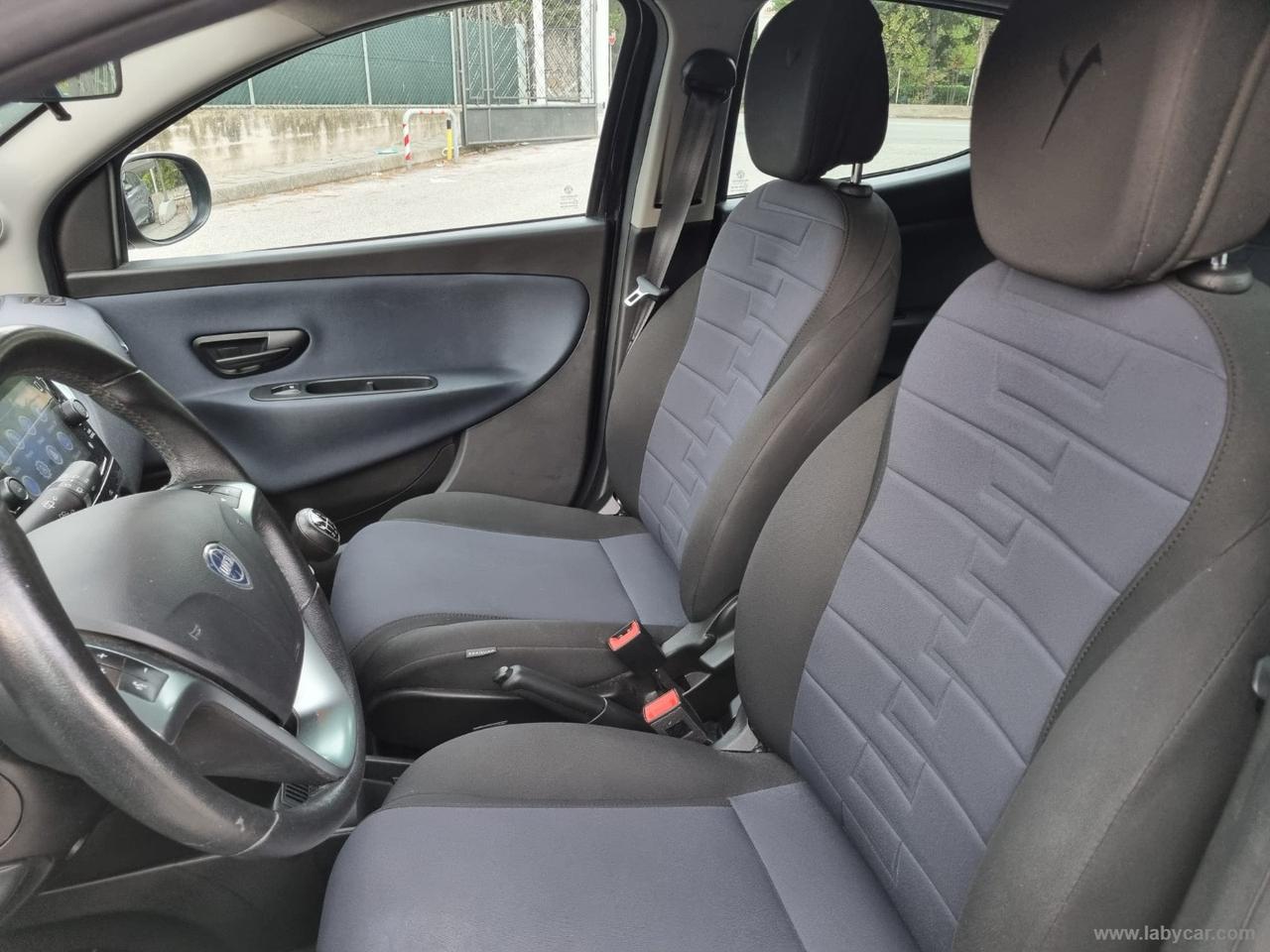 LANCIA Ypsilon 1.0 FireFly 5p.S&S Hyb. Gold Pl.
