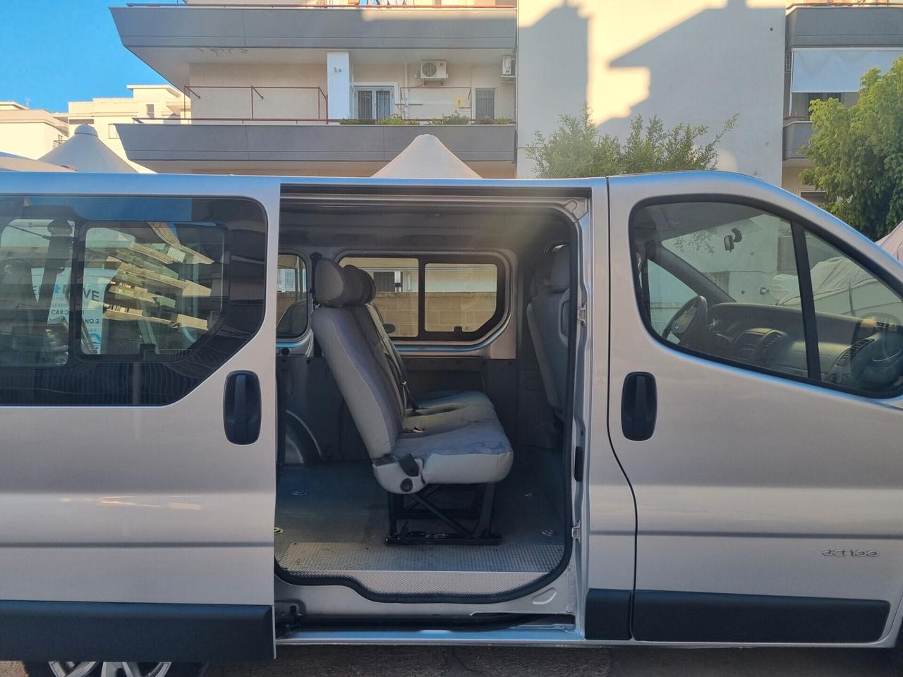 Nissan Primastar con Pedana Trasporto Disabili