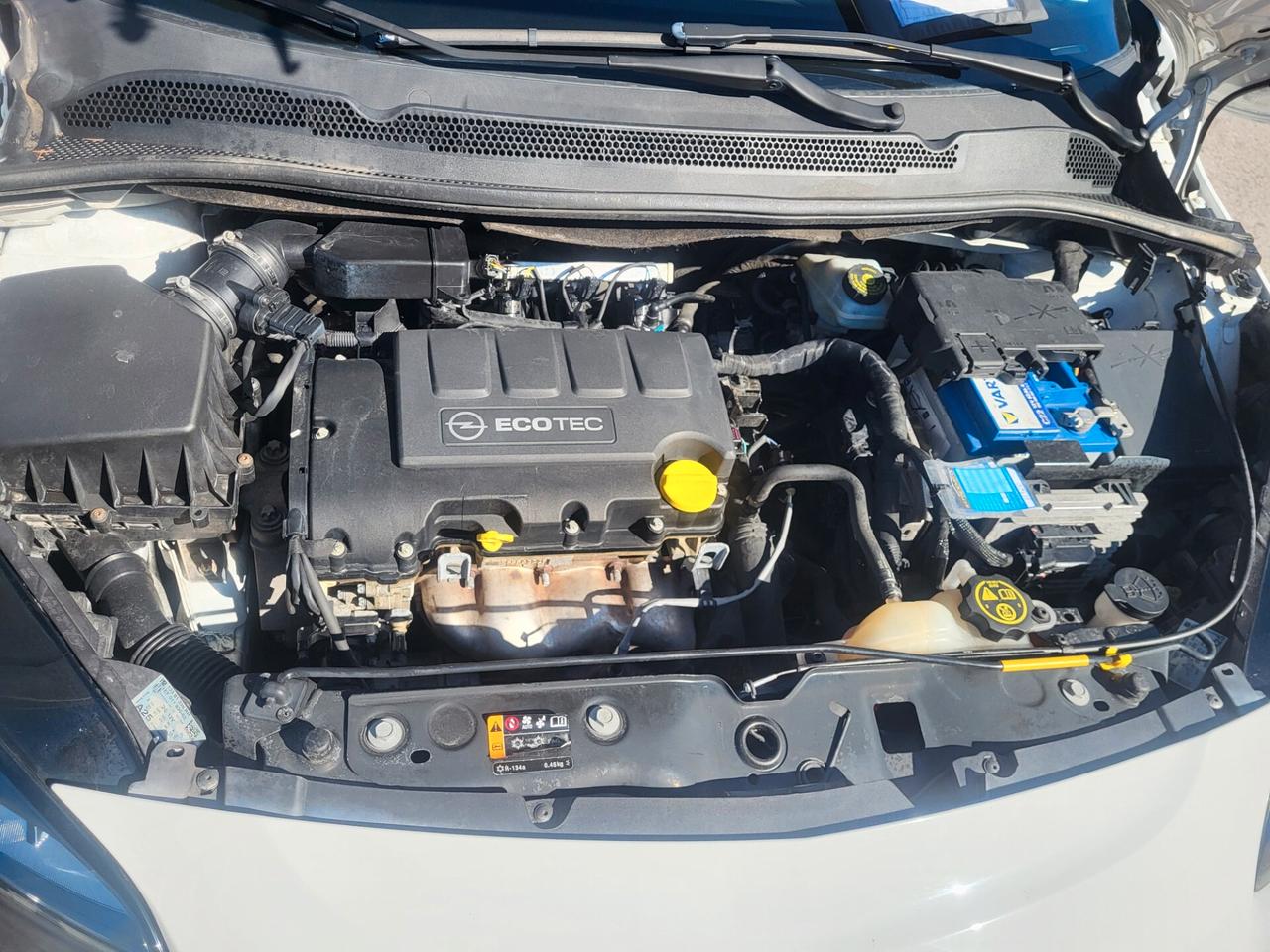 OPEL CORSA 1,4 GPL-UNICA PROPR-3 REVISIONI-EURO 6