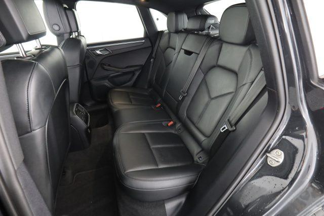 PORSCHE Macan Macan 2.0