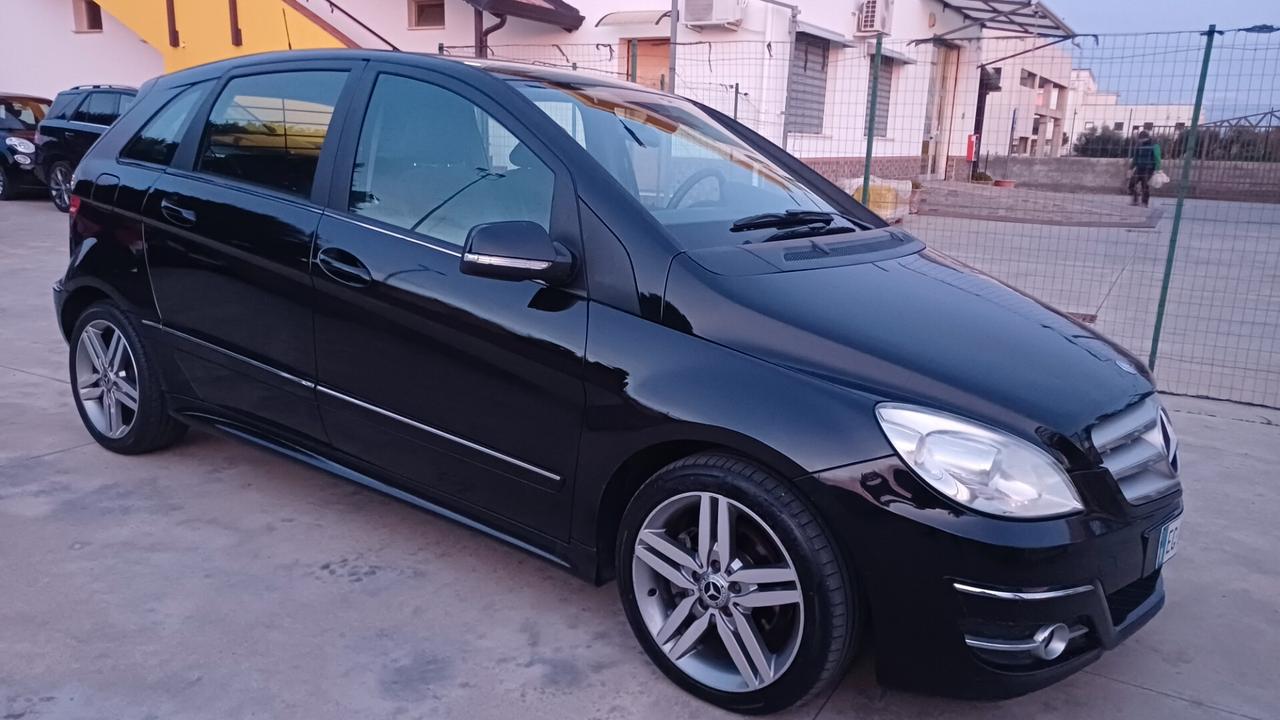 Mercedes-benz B 200 CDI Premium