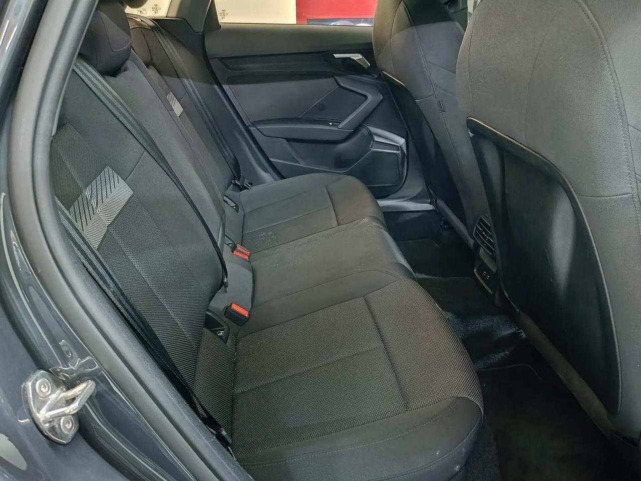 Audi A3 SPB 30 TFSI S tronic line edition