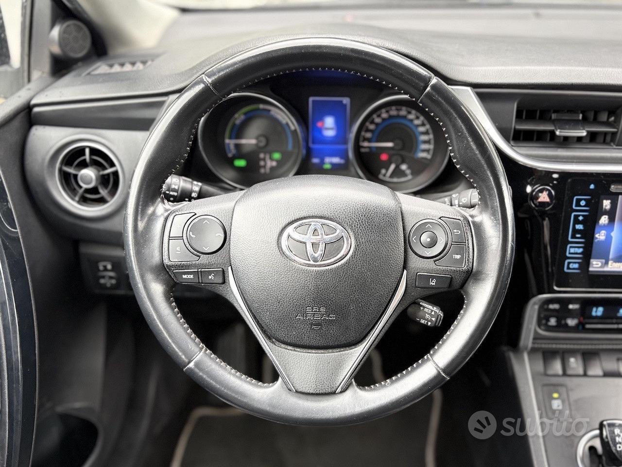 Toyota Auris 1.8 Hybrid 99CV E6 - 2018