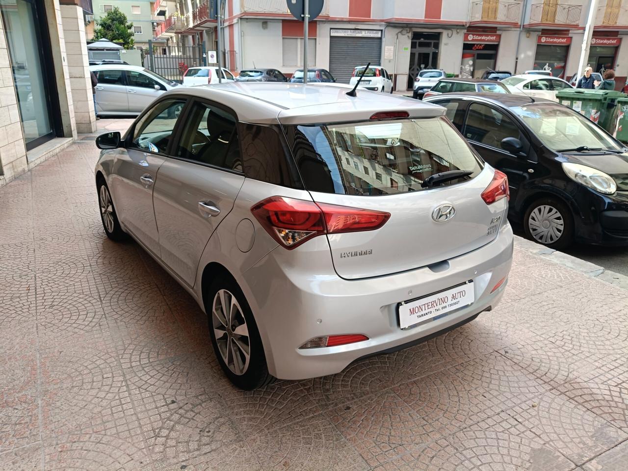 HYUNDAI I20 1.1 Diesel 75CV-NEOPATENTATI-Euro7790