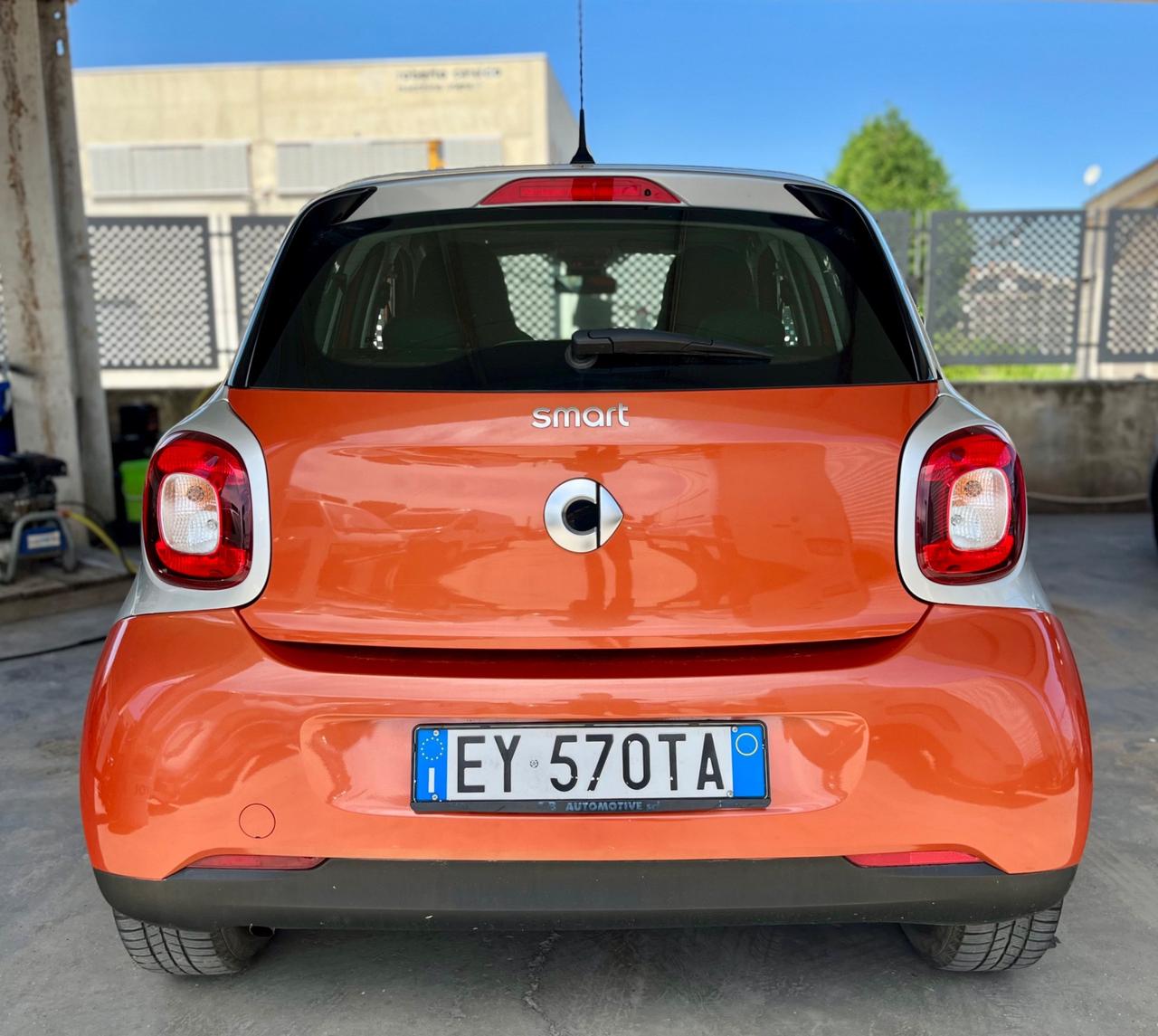 Smart ForFour 70 1.0 Youngster
